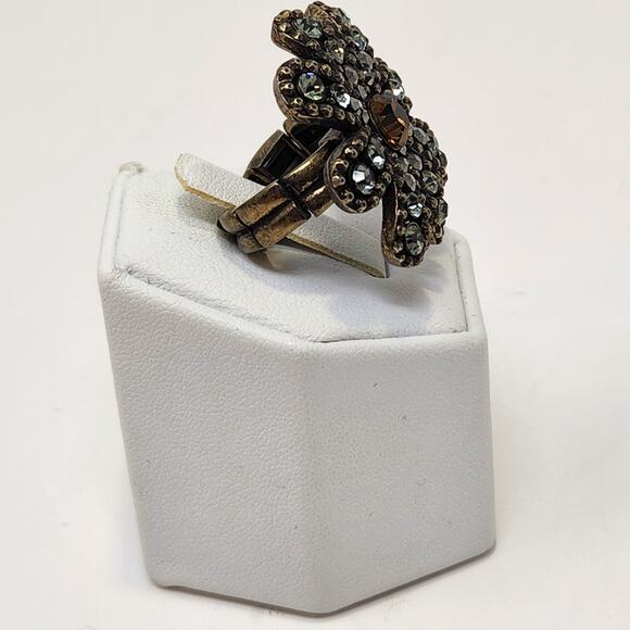 Cookie Lee Flower Rhinestone Brass Tone Stretch Cocktail Ring Statement Jewelry - Picture 4 of 7